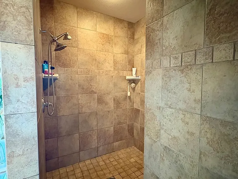 431 Stanford Ave — Photo 14