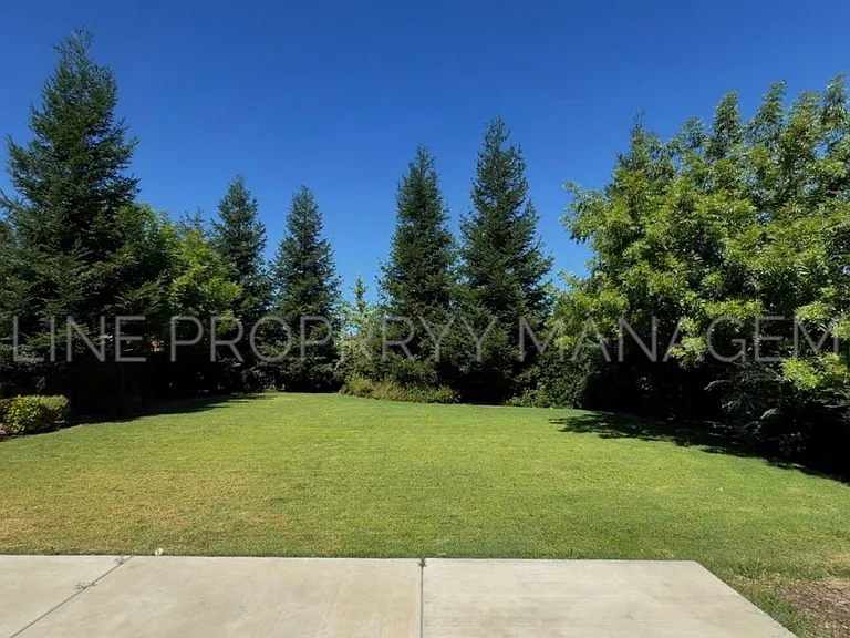 2919 S Tipton St — Photo 3