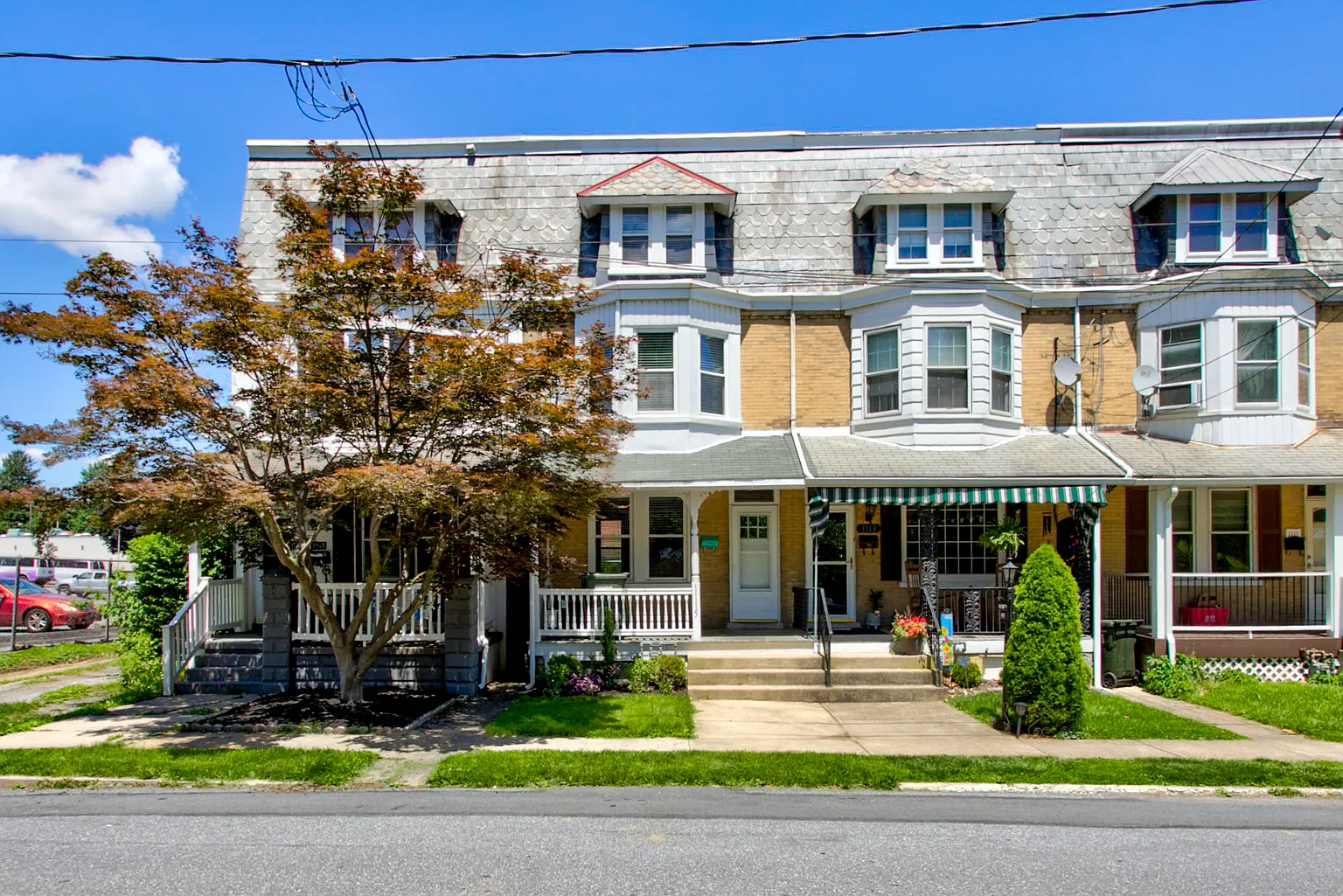 1115 Frances Ave photo 1
