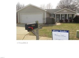 104 Todd Ct, Kernersville, NC 27284