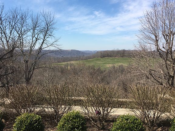 2nd image of 64676 Overlook Ct