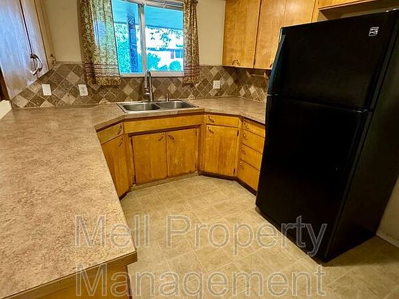 3rd image of 7016 Husky Way SE