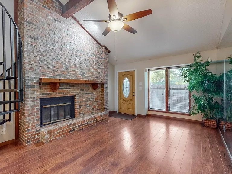 2569 Shady Ridge Dr — Photo 7