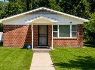 703 Farnell Ln, Mobile, AL 36606