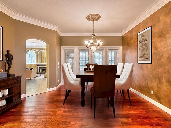 3rd image of 6721 Merryvale Ln