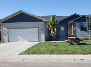 2203 Pioneer Rd, Garden City, KS 67846