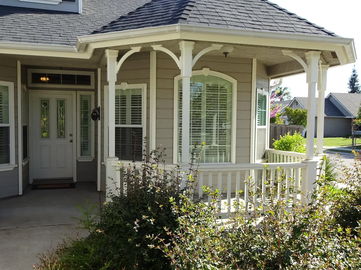 3 bed, 1868 sqft, $2,595 — Photo 3
