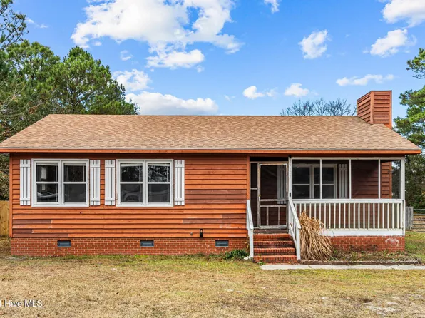 357 Queens Haven Road, Hubert, NC 28539