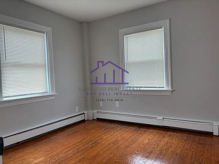 36 Market St #5 — Photo 8