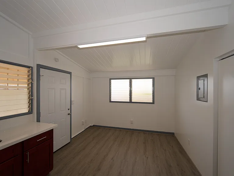 1957 Hoohai St #3 — Photo 3