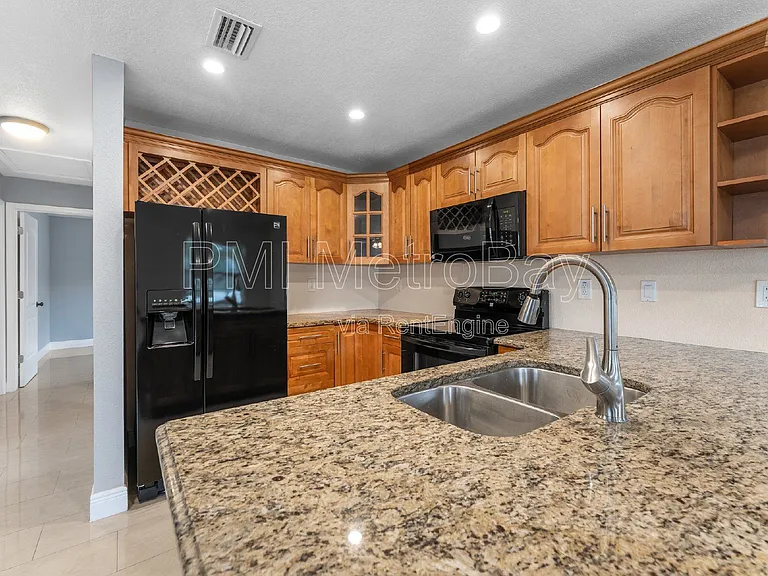 4312 W Nassau St — Photo 3