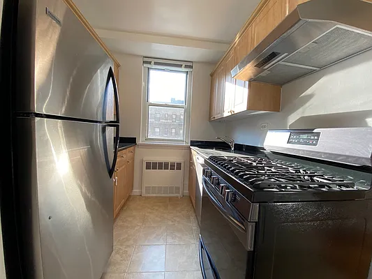Rented by Brown Harris Stevens | media 2