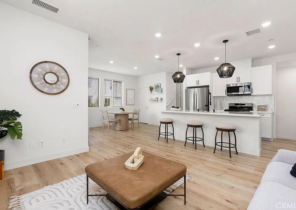 1578 Topeka Ave #2