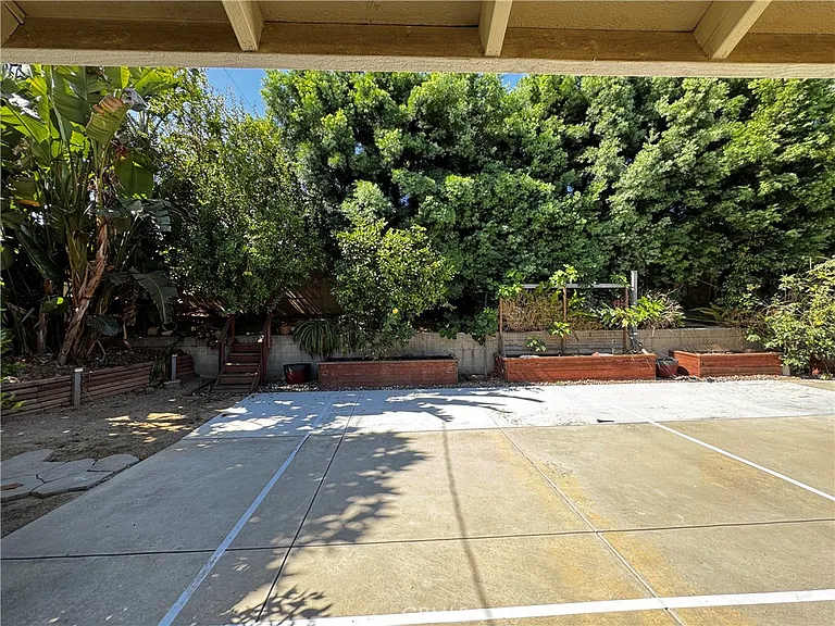 15706 Agosta Dr — Photo 21