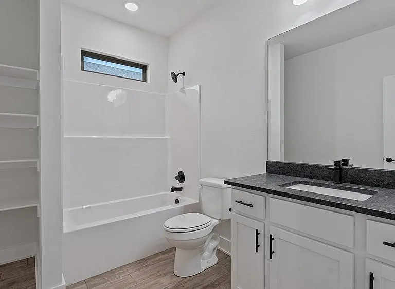 86 N Banner Ave — Photo 12