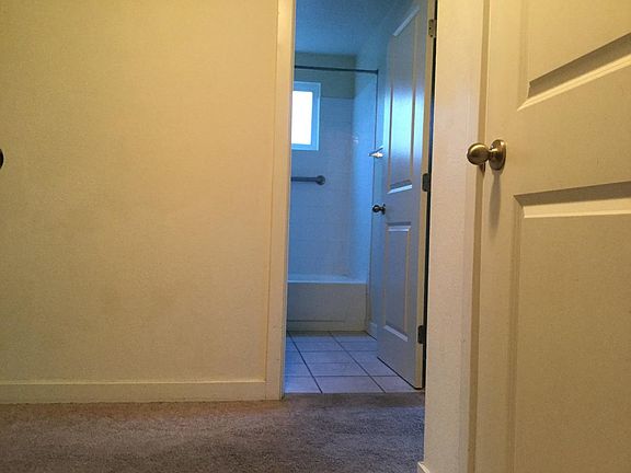 5th image of 14106 NE 181st Pl APT F204
