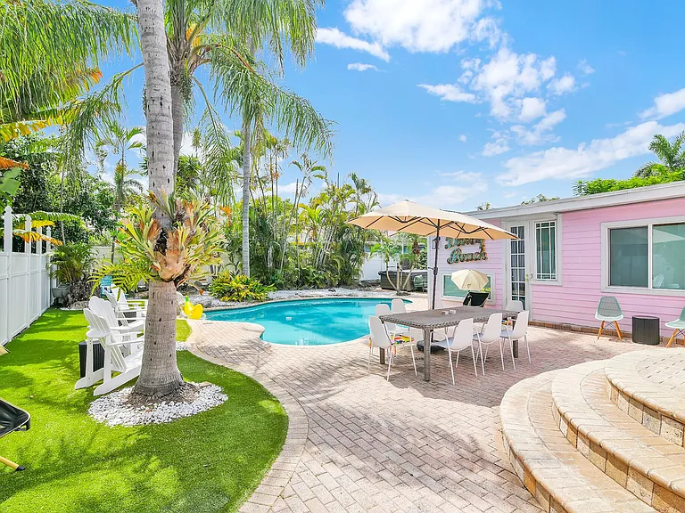 3218 Palm Dr — Photo 26