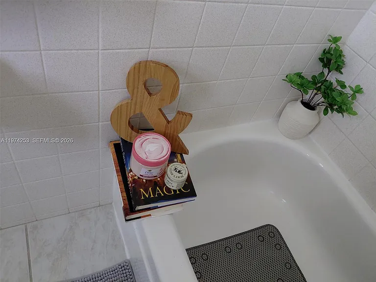 1431 SW 24th Ct #3 — Photo 5