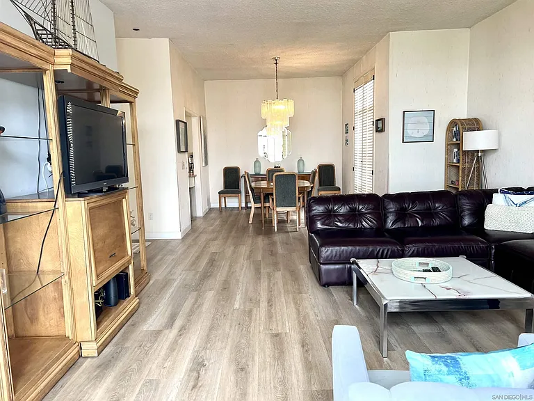 8263 Camino Del Oro #477 — Photo 5