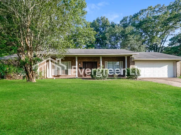 485 N Canton Club Cir, Jackson, MS 39211