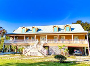 204 Poindexter Dr, Pass Christian, MS 39571