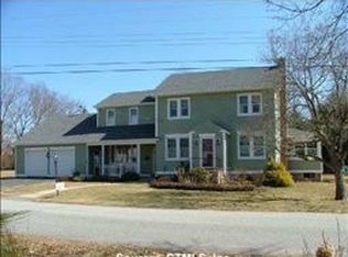 48 Jaffee Ter, Colchester, CT 06415