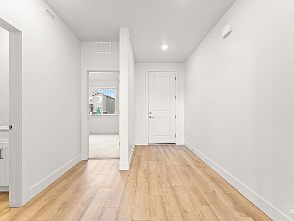3rd image of 11257 Aspen Hill Dr