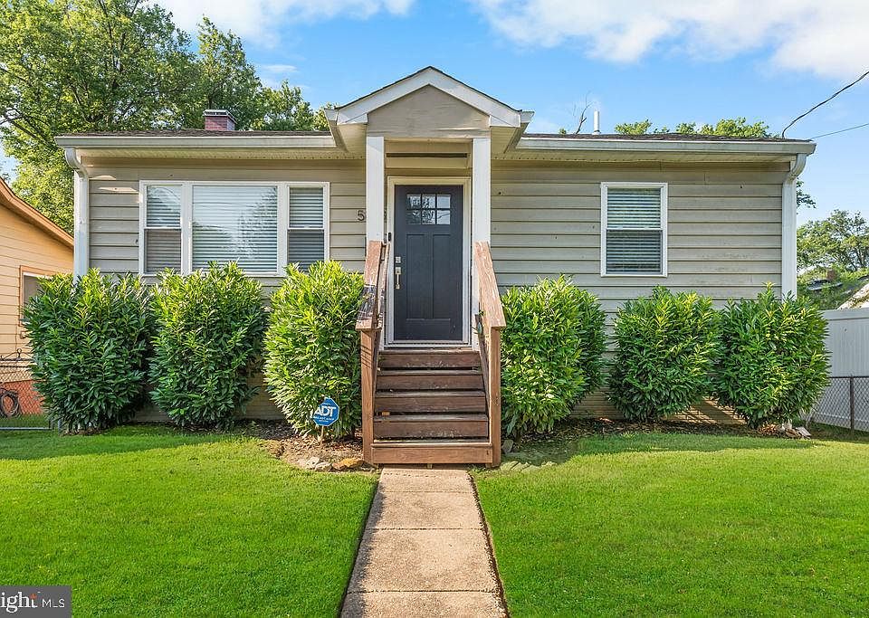 1st image of 5803 Ravenswood Rd