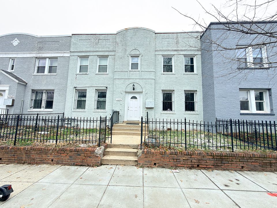 1st image of 1246 Queen St NE APT 2