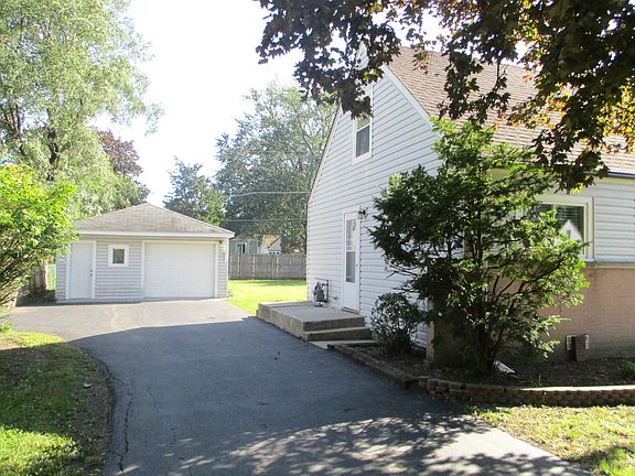 2nd image of 153 Winters Dr