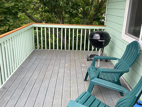 Front deck