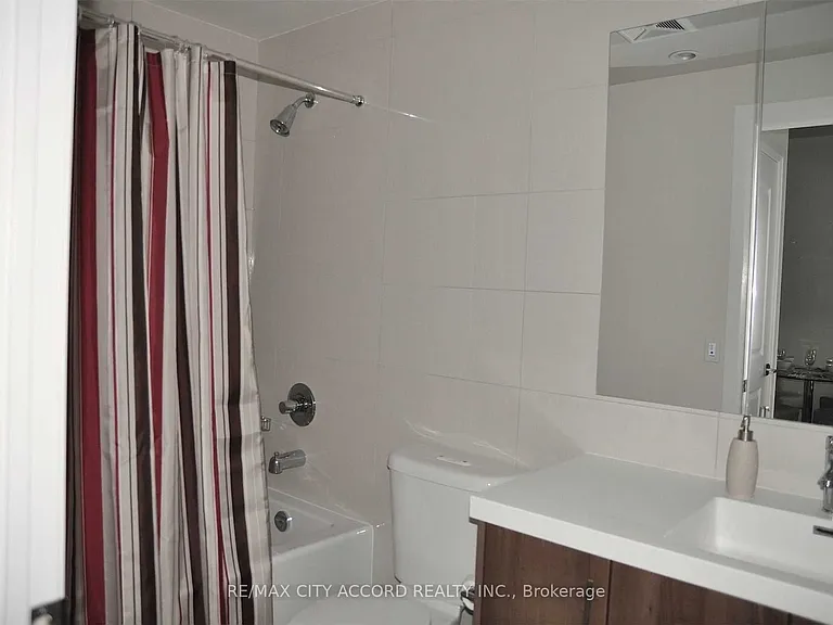 1 Old Mill Dr #128 — Photo 8