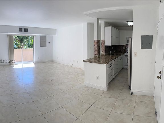 2nd image of 2201 Brickell Ave APT 46