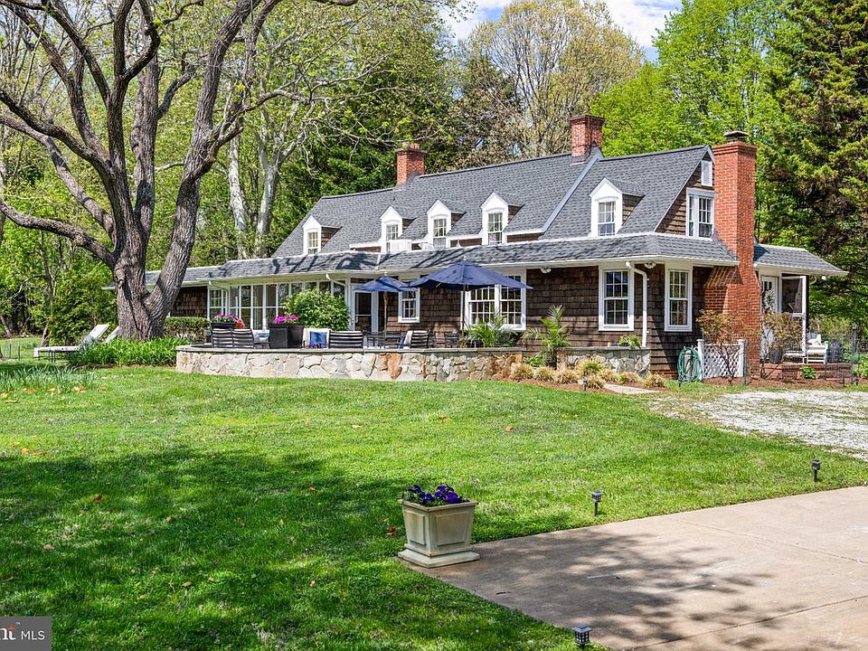 2nd image of 1741 Holly Beach Farm Rd