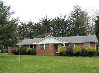 448 N Main Rd, Vineland, NJ 08360