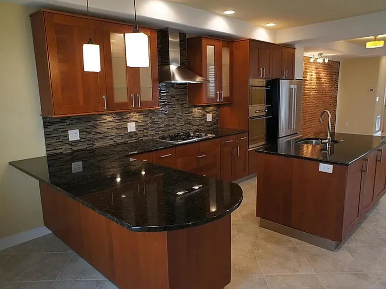 2518 Foster Ave — Photo 3