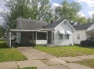 913 N 12th St, Vincennes, IN