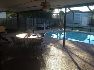 4th image of 2350 SE Master Ave