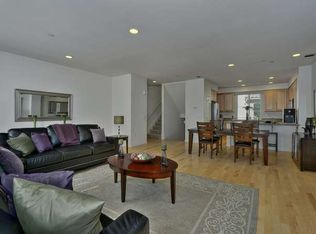 896 Luz Del Sol Loop, Milpitas, CA 95035