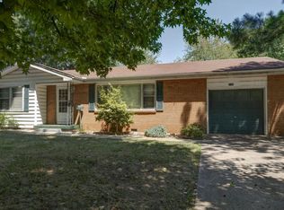 1125 E Morningside St, Springfield, MO 65807