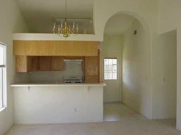 2nd image of 5108 Blue Heron Ln
