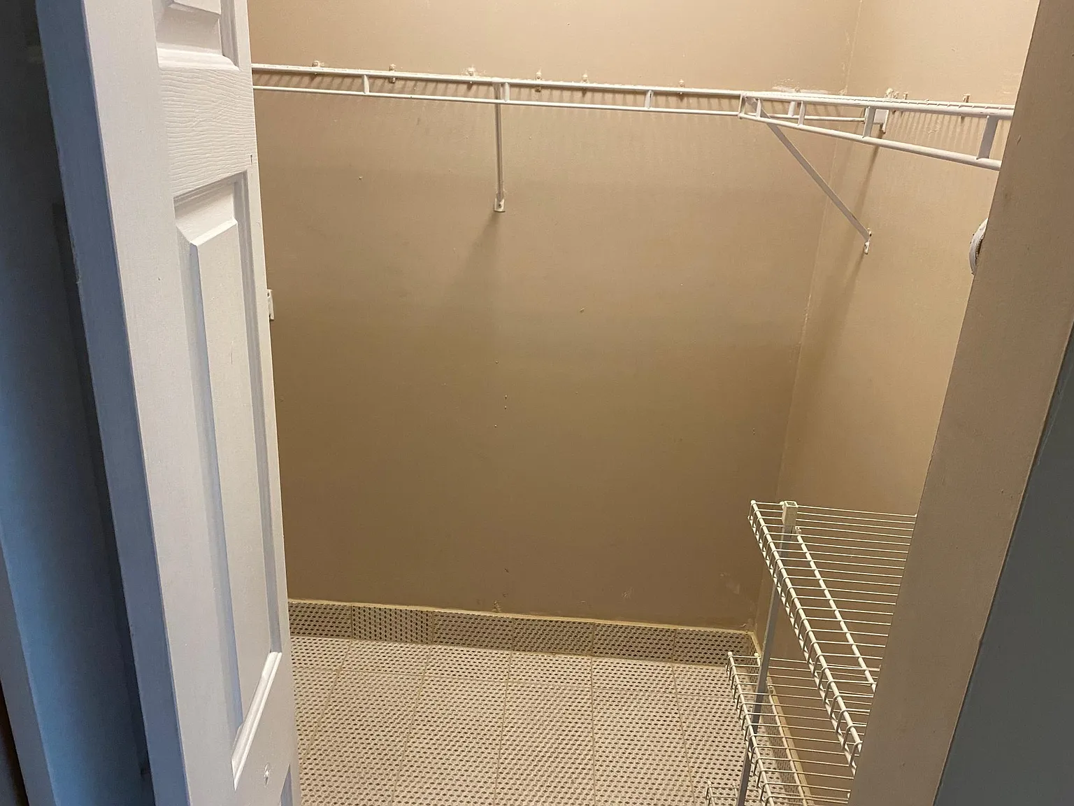 2 bed, 1108 sqft, $2,000 — Photo 3