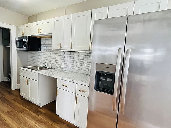 4th image of 311 S Grandview Ave APT 11