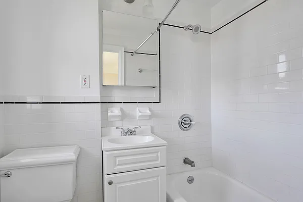 Rented by Oxford Property Group | media 28