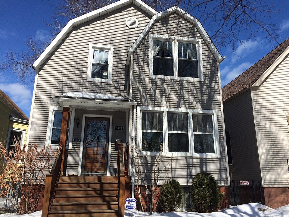 1st image of 2326 W Farragut Ave Floor 1