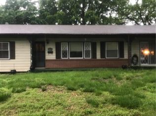 3318 S Denton Rd, Independence, MO 64052