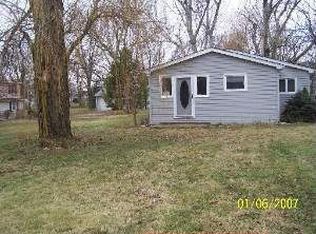 923 S Prairie Rd, New Lenox, IL 60451