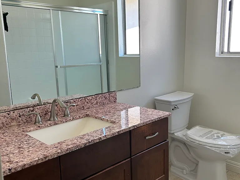1333 S Bundy Dr #9 — Photo 17
