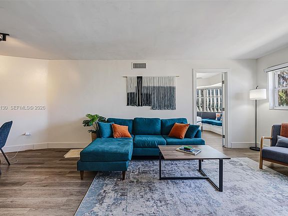 3rd image of 1881 Washington Ave APT 4B