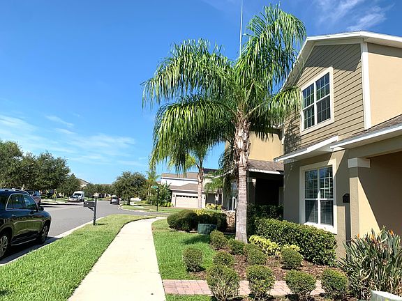 4th image of 15037 Evergreen Oak Loop